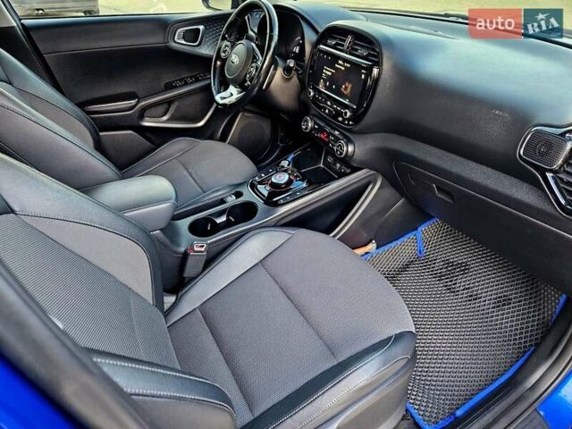 Синий Киа Soul, объемом двигателя 0 л и пробегом 43 тыс. км за 17600 $, фото 15 на Automoto.ua