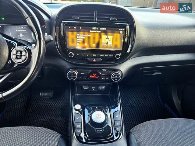 Синий Киа Soul, объемом двигателя 0 л и пробегом 43 тыс. км за 17600 $, фото 20 на Automoto.ua