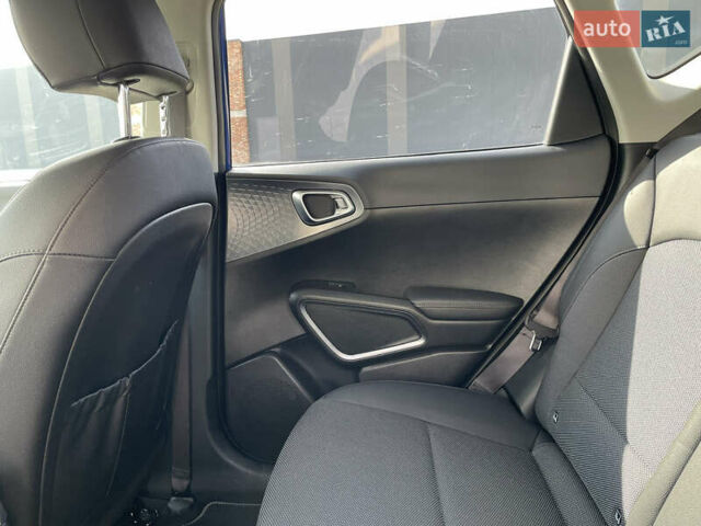 Синий Киа Soul, объемом двигателя 0 л и пробегом 91 тыс. км за 18000 $, фото 43 на Automoto.ua