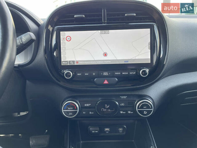 Синий Киа Soul, объемом двигателя 0 л и пробегом 91 тыс. км за 18000 $, фото 77 на Automoto.ua