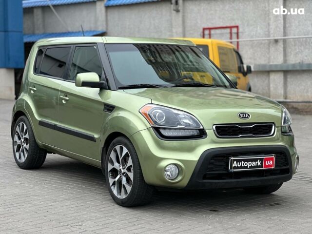 Зеленый Киа Soul, объемом двигателя 2 л и пробегом 317 тыс. км за 8790 $, фото 2 на Automoto.ua
