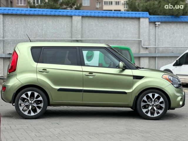 Зеленый Киа Soul, объемом двигателя 2 л и пробегом 317 тыс. км за 8790 $, фото 3 на Automoto.ua