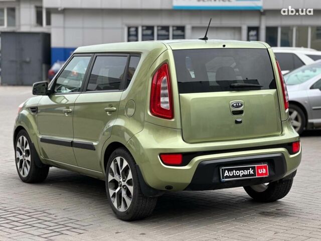 Зеленый Киа Soul, объемом двигателя 2 л и пробегом 317 тыс. км за 8790 $, фото 6 на Automoto.ua