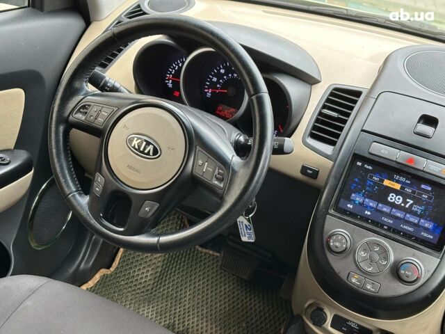 Зеленый Киа Soul, объемом двигателя 2 л и пробегом 317 тыс. км за 8790 $, фото 18 на Automoto.ua