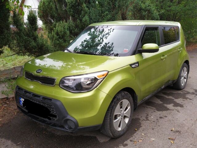 Зелений Кіа Soul, об'ємом двигуна 1.6 л та пробігом 72 тис. км за 8990 $, фото 3 на Automoto.ua