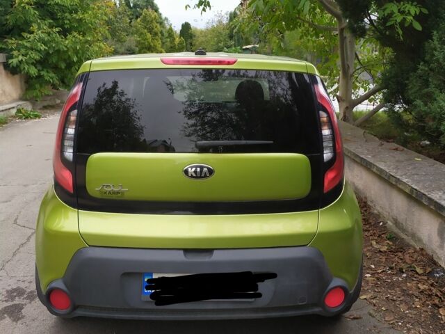 Зелений Кіа Soul, об'ємом двигуна 1.6 л та пробігом 72 тис. км за 8990 $, фото 2 на Automoto.ua