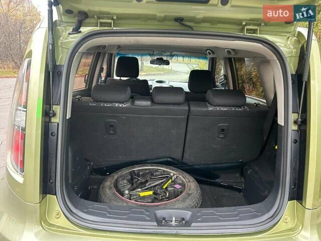 Зеленый Киа Soul, объемом двигателя 1.6 л и пробегом 180 тыс. км за 8200 $, фото 8 на Automoto.ua
