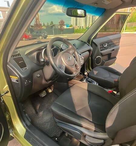 Зеленый Киа Soul, объемом двигателя 2 л и пробегом 205 тыс. км за 8300 $, фото 12 на Automoto.ua