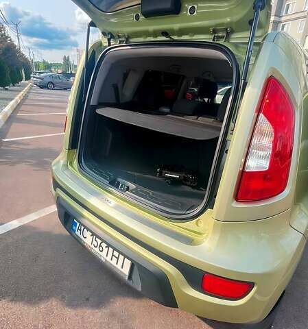 Зеленый Киа Soul, объемом двигателя 2 л и пробегом 205 тыс. км за 8300 $, фото 14 на Automoto.ua