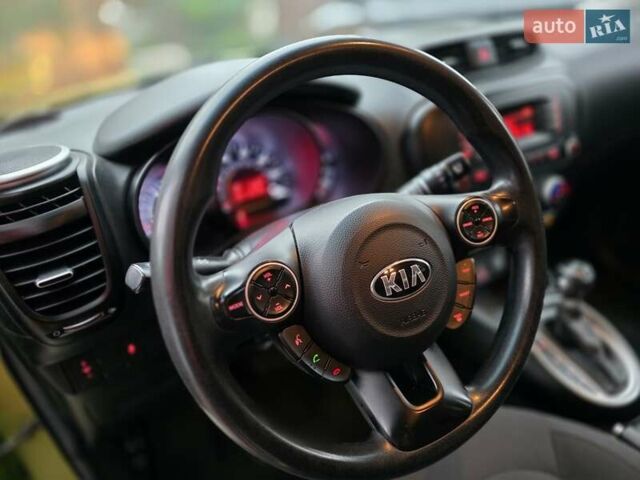 Зелений Кіа Soul, об'ємом двигуна 1.6 л та пробігом 248 тис. км за 7700 $, фото 37 на Automoto.ua