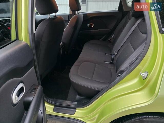 Зелений Кіа Soul, об'ємом двигуна 1.6 л та пробігом 248 тис. км за 7700 $, фото 41 на Automoto.ua