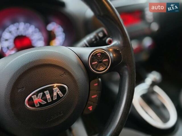 Зелений Кіа Soul, об'ємом двигуна 1.6 л та пробігом 248 тис. км за 7700 $, фото 36 на Automoto.ua