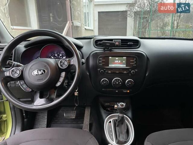 Зелений Кіа Soul, об'ємом двигуна 1.6 л та пробігом 130 тис. км за 9200 $, фото 14 на Automoto.ua