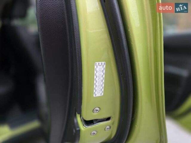 Зелений Кіа Soul, об'ємом двигуна 1.6 л та пробігом 248 тис. км за 7700 $, фото 24 на Automoto.ua