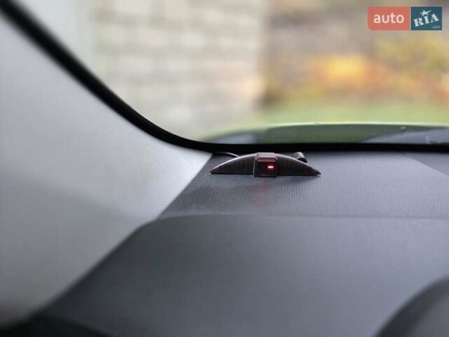 Зеленый Киа Soul, объемом двигателя 1.6 л и пробегом 240 тыс. км за 8800 $, фото 2 на Automoto.ua