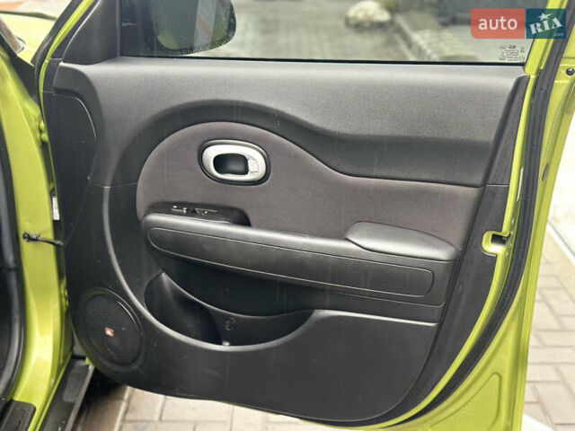 Зеленый Киа Soul, объемом двигателя 1.6 л и пробегом 200 тыс. км за 10200 $, фото 29 на Automoto.ua