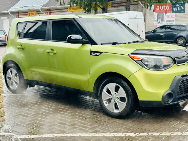 Зеленый Киа Soul, объемом двигателя 1.6 л и пробегом 200 тыс. км за 10200 $, фото 5 на Automoto.ua