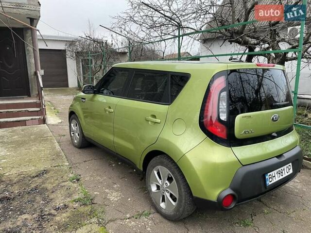 Зелений Кіа Soul, об'ємом двигуна 1.6 л та пробігом 130 тис. км за 9200 $, фото 7 на Automoto.ua