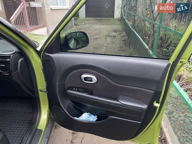 Зелений Кіа Soul, об'ємом двигуна 1.6 л та пробігом 130 тис. км за 9200 $, фото 11 на Automoto.ua