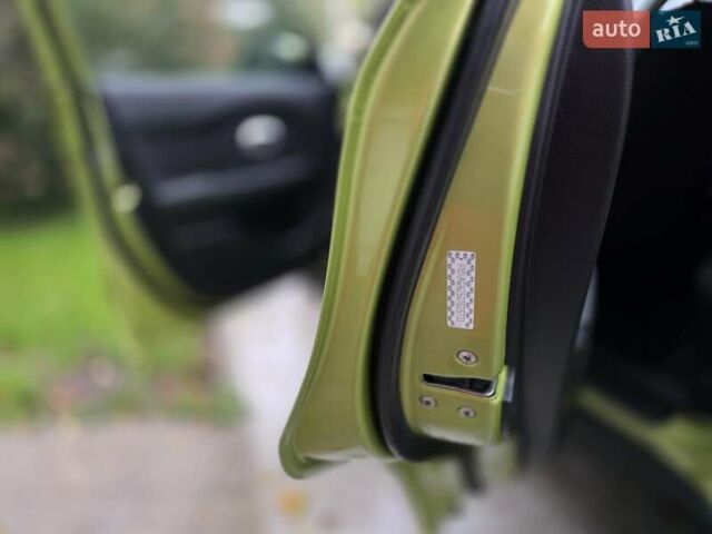 Зелений Кіа Soul, об'ємом двигуна 1.6 л та пробігом 248 тис. км за 7700 $, фото 28 на Automoto.ua