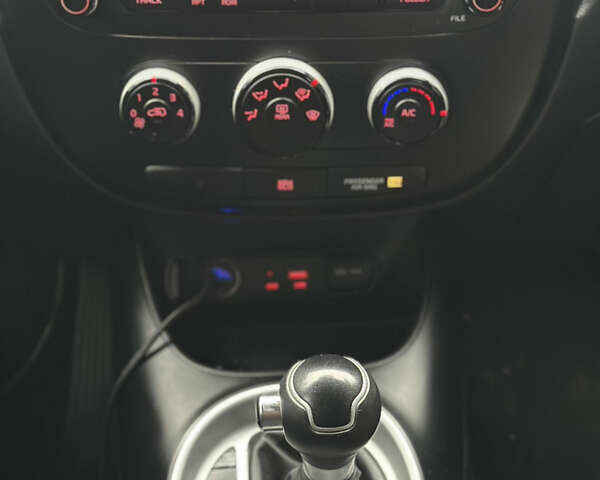 Зеленый Киа Soul, объемом двигателя 1.6 л и пробегом 200 тыс. км за 10200 $, фото 24 на Automoto.ua