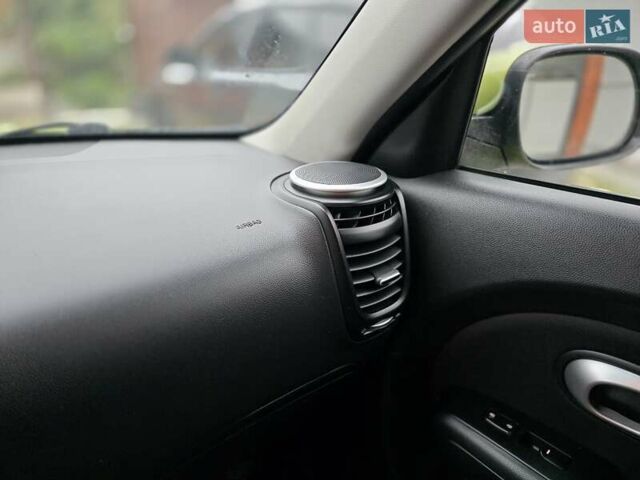 Зелений Кіа Soul, об'ємом двигуна 1.6 л та пробігом 248 тис. км за 7700 $, фото 31 на Automoto.ua