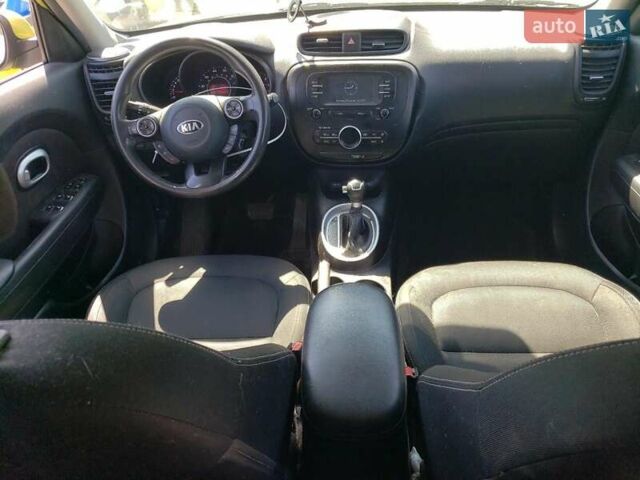 Зеленый Киа Soul, объемом двигателя 2 л и пробегом 175 тыс. км за 1200 $, фото 6 на Automoto.ua