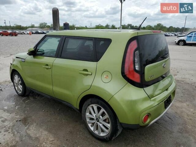 Зелений Кіа Soul, об'ємом двигуна 2 л та пробігом 43 тис. км за 2700 $, фото 1 на Automoto.ua