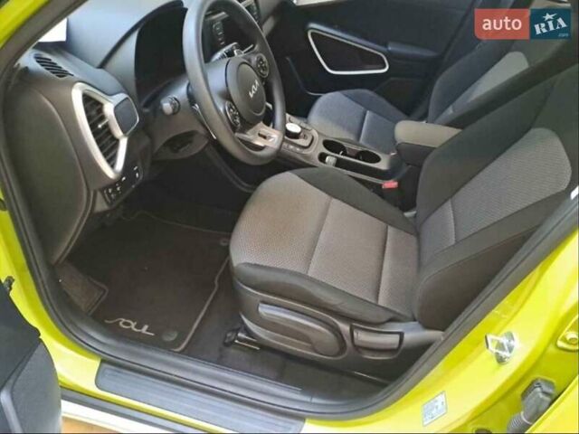 Зеленый Киа Soul, объемом двигателя 0 л и пробегом 15 тыс. км за 17300 $, фото 6 на Automoto.ua