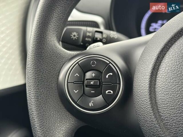 Зеленый Киа Soul, объемом двигателя 0 л и пробегом 27 тыс. км за 17500 $, фото 14 на Automoto.ua