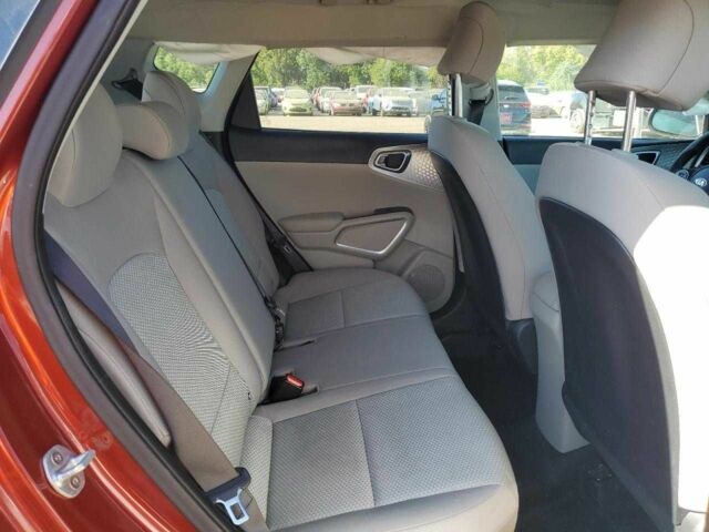 Помаранчевий Кіа Soul, об'ємом двигуна 2 л та пробігом 29 тис. км за 2200 $, фото 10 на Automoto.ua