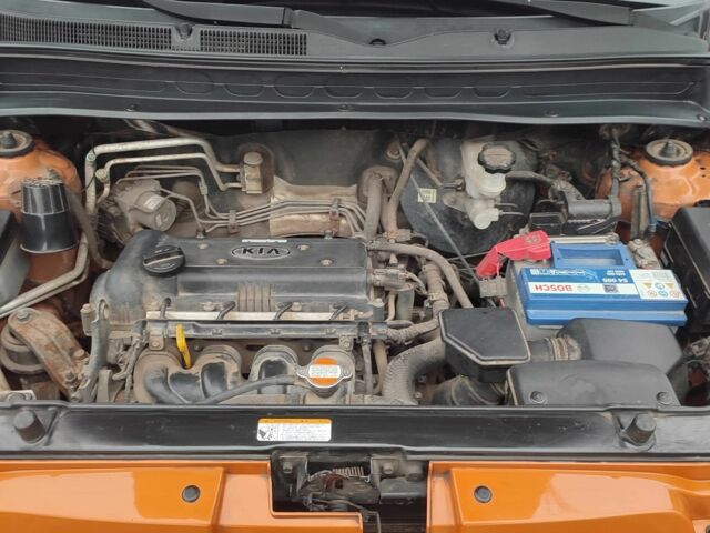 Помаранчевий Кіа Soul, об'ємом двигуна 1.6 л та пробігом 172 тис. км за 6900 $, фото 11 на Automoto.ua