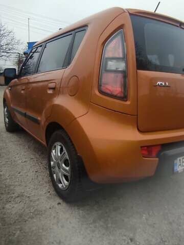 Помаранчевий Кіа Soul, об'ємом двигуна 1.59 л та пробігом 216 тис. км за 6000 $, фото 6 на Automoto.ua