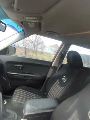 Помаранчевий Кіа Soul, об'ємом двигуна 1.59 л та пробігом 216 тис. км за 6000 $, фото 3 на Automoto.ua