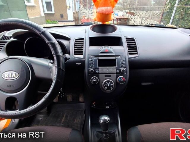 Оранжевый Киа Soul, объемом двигателя 1.6 л и пробегом 172 тыс. км за 6900 $, фото 2 на Automoto.ua