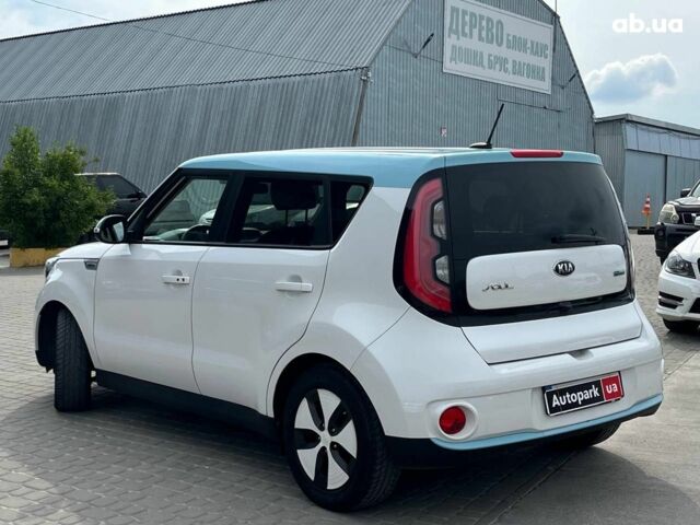 Білий Кіа Soul EV, об'ємом двигуна 0 л та пробігом 127 тис. км за 7790 $, фото 4 на Automoto.ua