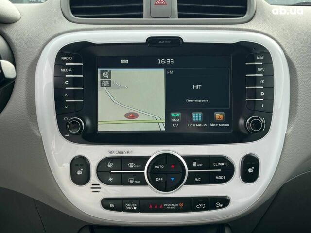 Білий Кіа Soul EV, об'ємом двигуна 0 л та пробігом 127 тис. км за 7790 $, фото 15 на Automoto.ua