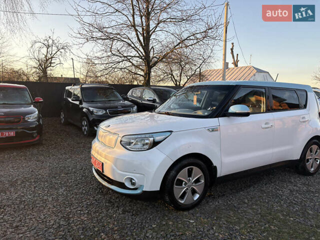 Білий Кіа Soul EV, об'ємом двигуна 0 л та пробігом 151 тис. км за 5900 $, фото 9 на Automoto.ua