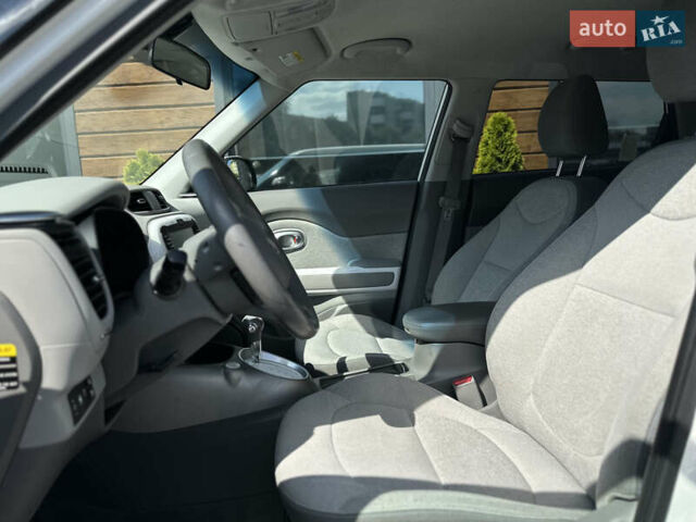 Белый Киа Soul EV, объемом двигателя 0 л и пробегом 150 тыс. км за 6150 $, фото 25 на Automoto.ua
