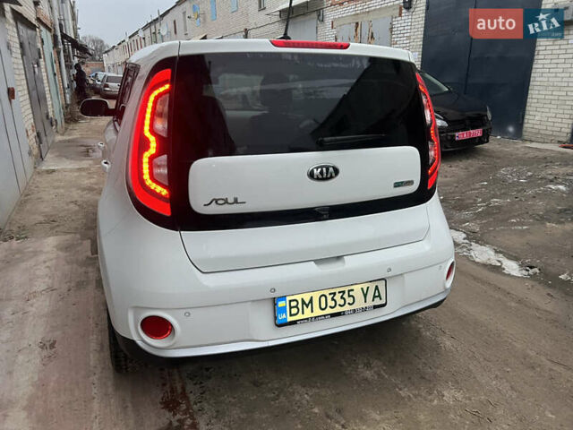 Белый Киа Soul EV, объемом двигателя 0 л и пробегом 102 тыс. км за 5300 $, фото 9 на Automoto.ua
