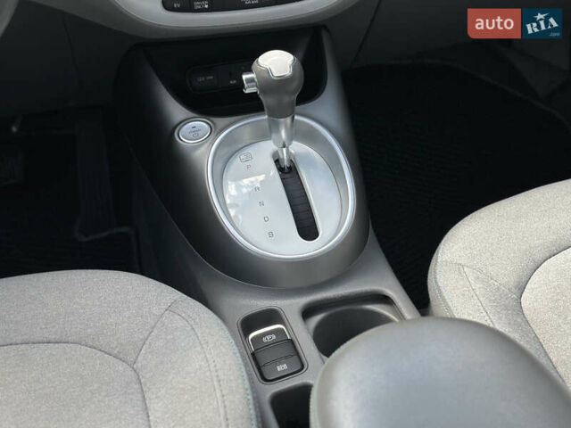 Белый Киа Soul EV, объемом двигателя 0 л и пробегом 150 тыс. км за 6150 $, фото 42 на Automoto.ua