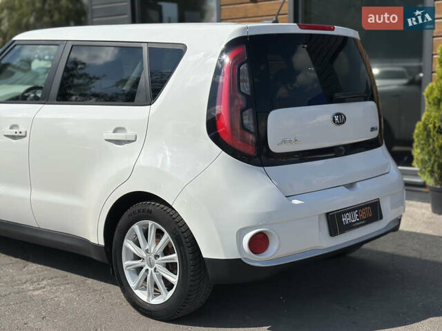 Белый Киа Soul EV, объемом двигателя 0 л и пробегом 150 тыс. км за 6150 $, фото 11 на Automoto.ua
