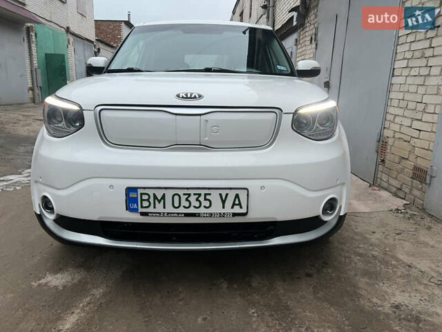 Белый Киа Soul EV, объемом двигателя 0 л и пробегом 102 тыс. км за 5300 $, фото 4 на Automoto.ua