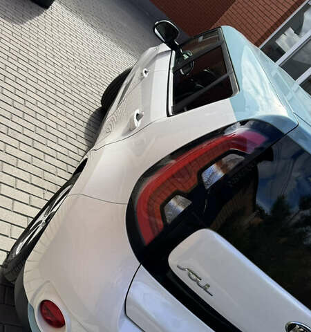 Белый Киа Soul EV, объемом двигателя 0 л и пробегом 126 тыс. км за 6300 $, фото 12 на Automoto.ua