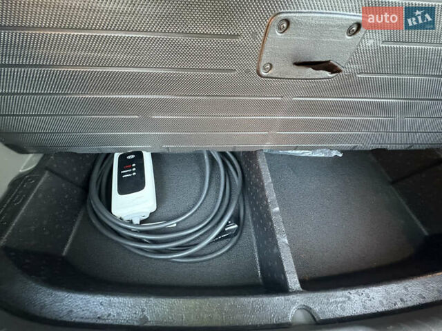 Білий Кіа Soul EV, об'ємом двигуна 0 л та пробігом 151 тис. км за 5900 $, фото 18 на Automoto.ua