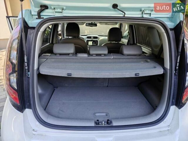 Белый Киа Soul EV, объемом двигателя 0 л и пробегом 131 тыс. км за 6999 $, фото 14 на Automoto.ua