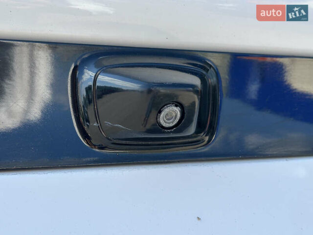 Белый Киа Soul EV, объемом двигателя 0 л и пробегом 150 тыс. км за 6150 $, фото 13 на Automoto.ua