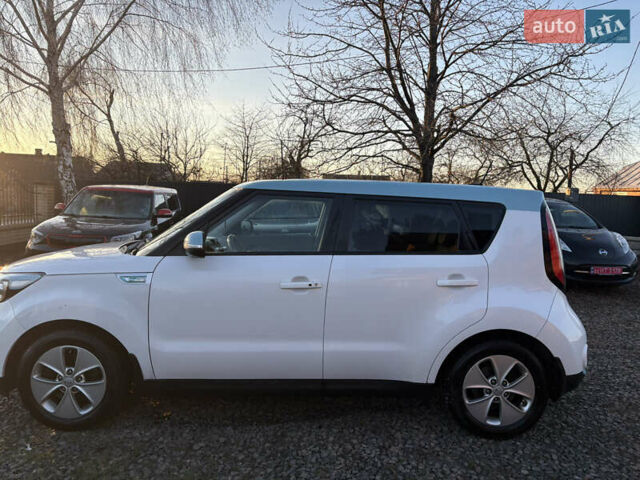 Білий Кіа Soul EV, об'ємом двигуна 0 л та пробігом 151 тис. км за 5900 $, фото 8 на Automoto.ua