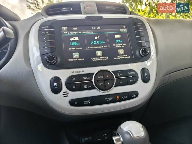 Белый Киа Soul EV, объемом двигателя 0 л и пробегом 131 тыс. км за 6999 $, фото 12 на Automoto.ua