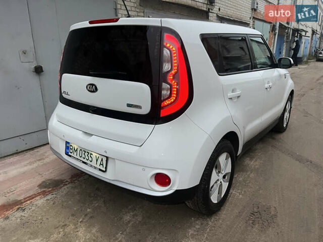Белый Киа Soul EV, объемом двигателя 0 л и пробегом 102 тыс. км за 5300 $, фото 8 на Automoto.ua
